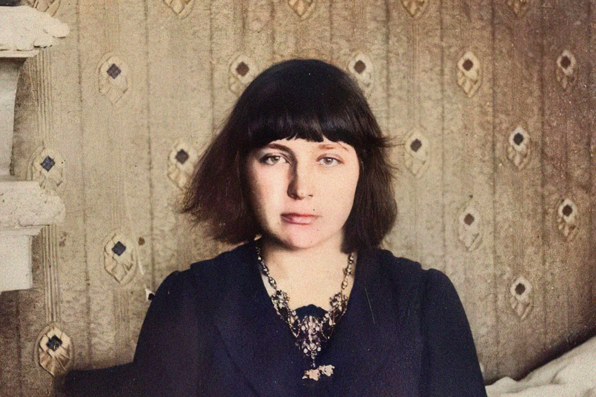 تو مثل من فردا به دنیا آمدی